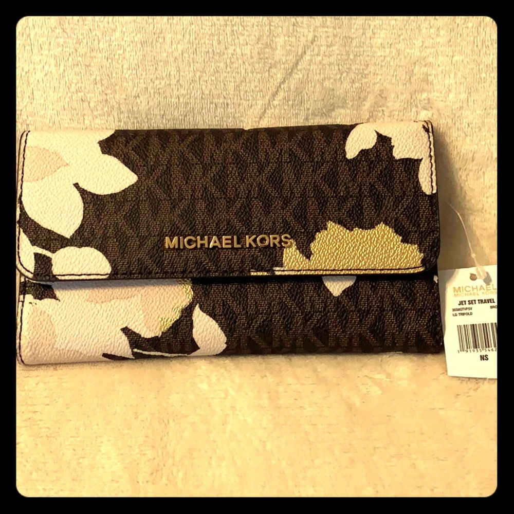 NWT Michael Kors Jet Set Wallet